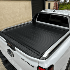 Ford Ranger T9 Wildtrak & Vw Amarok 2023 On - Double Cab - Ridgeback Auto Electric Roll Top Cover In Black