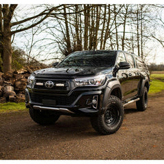 Toyota Hilux 2018 -2021 - Invincible X - Lazer Light Grille Kit St4 Lamps X 2